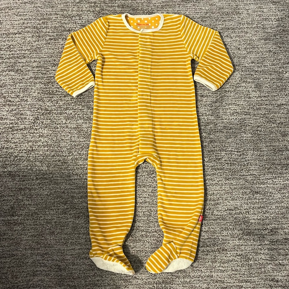 Magnetic Me pajamas, 12 to 18 months